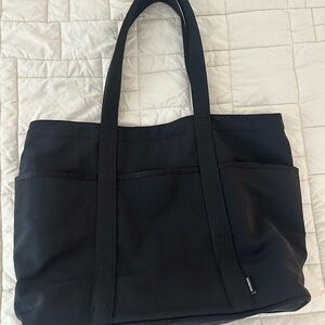 Lululemon Daily Multi-Pocket Tote Bag 20L